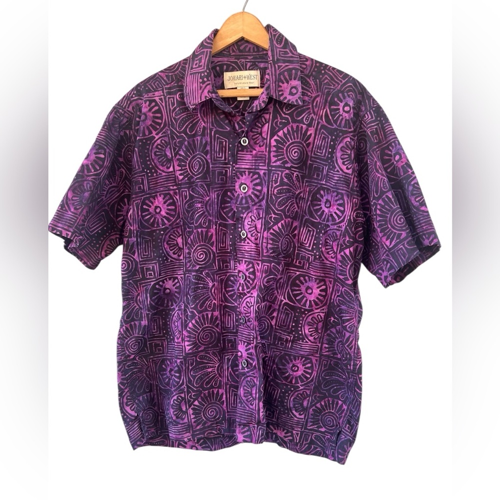 Johari West Men’s Hawaiian Batik Style Button up Shirt - Size LARGE